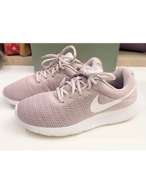 Nike Tanjun Light Pink Mesh Lace Up